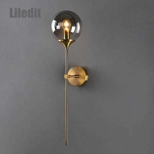 Lampada da parete moderna a sfera in vetro a led Apparecchio Nordic Golden Comodino Soggiorno Corridoio Decorazione domestica Sconce Illuminazione Luci in metallo 210724