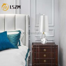 Lujo moderno K9 Crystal LED Lámpara de mesa Sala de estar Dormitorio Lámpara de noche LED Escritorio Luz Luminaria interior Decoración para el hogar Iluminación HKD230807