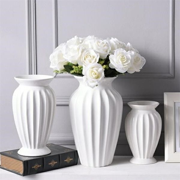 Vase à fleurs en céramique de style européen minimaliste moderne, ornements créatifs de table bleu blanc décoration de maison de Noël A1535 211215