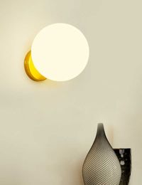 Moderno minimalista interior lâmpada de parede nórdico quarto cabeceira wandlamp luxo corredor criativo bola de vidro luzes de parede preto cobre 210724