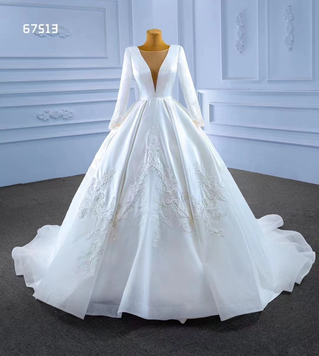 Vestidos de baile de ilusão com decote em O e mangas compridas modernos para casamento SM67513