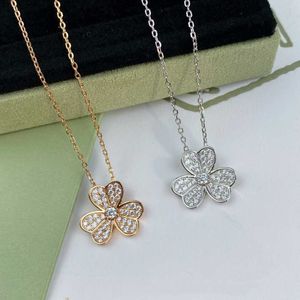 Modern Simple Van ketting klassiek charme ontwerp voor geliefden klaver vergulde 18k goud volle diamant vrouwelijk IAJ5