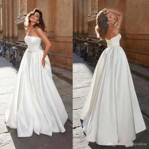 Moderne eenvoudige goedkope strapless jurk plooien satijnen vloer lengte trouwjurken bruidsjurken gewaad de mariee vestidos de noiva