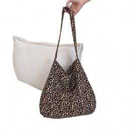 Moderne kleine luipaardprint Menger Bag enkele schoudercanvas tas voor vrouwelijke student diagaal grote capaciteit zwaaiende tas J39V#