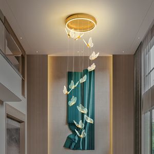 Lámpara de araña de escalera moderna, luz de techo de mariposa dorada acrílica, instalación de iluminación LED nórdica para sala de estar y comedor
