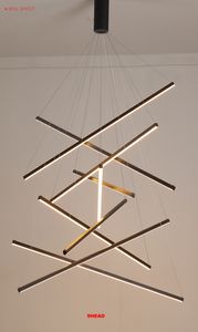 Lámparas colgantes de araña de escalera moderna, lámpara lineal LED Rectangular negra Simple utilizada para Club de vestíbulo de Hotel en espiral