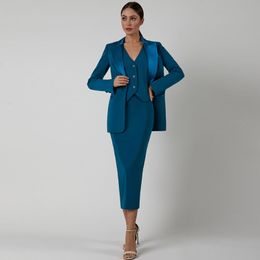 Moderne Trois Pièces Mère De La Mariée Robes Gaine Thé Longueur Satin Robe De Soirée Sur Mesure Smokings Féminins Pour Des Occasions Spéciales