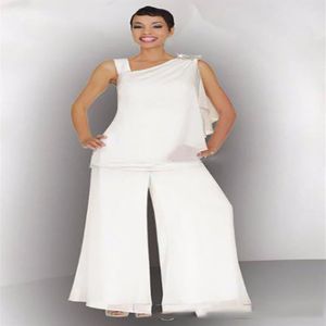 Modest 2020 Moeder Van De Bruid Bruidegom Broek Pak Ruches Crystal Plus Size Witte Chiffon Elegante Vrouwen Formele Bruiloft gast Dresses337S