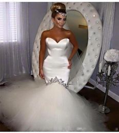 Modestes robes de mariée de sirène arabe 2019 Crystales en châssis Chapel Train sur mesure Jardin plus taille de country robes nuptiales REAL1290049
