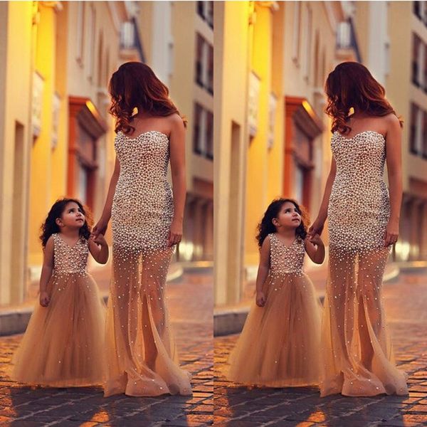 Occasions spéciales robes de bal mère et fille robes assorties 2019 perles perles champagne tulle pure robes de soirée EN10918