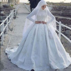 Bescheiden Islamitische Hijab Moslim Trouwjurken Vintage Kant Land Trouwjurk Hoge Hals Lange Mouw Winter Bruidsjurk robes de m266j