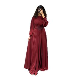 Bescheiden moslimavondjurken Hoge nek Volledige lange mouwen Chiffon Formele prom -jurken kralen riem wijn rood