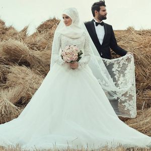 Bescheiden moslim trouwjurk een lijn crew hals lange mouwen bruidsjurken kralen kant applicaties gezwollen tule rok sjerp boog op maat gemaakt