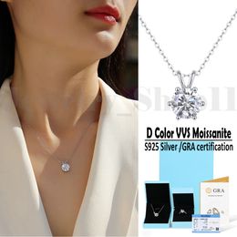 Collar de moissanite Collar de diamantes para mujeres Pasada de diamantes GRA 925 Silver 18 km Collar de compromiso de oro Mosanite Collar de regalo para mujeres y certificado de regalo