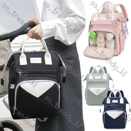 Mama Baby Diaper Bag Baby Stroller Hangende rugzak Veranderende mat nat en droog met grote capaciteit luiermode mama tas 908