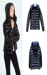 Mon nouvelle qualité de qualité classique Femmes blanches Ducs Downs Down Jacket Parkas Fashion Luxury Designer Womens Puffer Mabier hiver chaud Outdo5886723