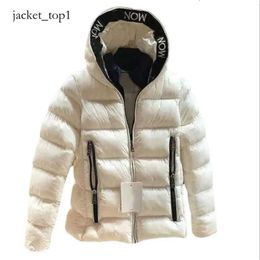 Monclair Men's Jackets Monclair Jacket Classic Men Fashion Luxury Designer Brand Down Jacket Parkas Man Epaulettes Trend Winter Warm Cotton Outdoor MONCLEAR 8605