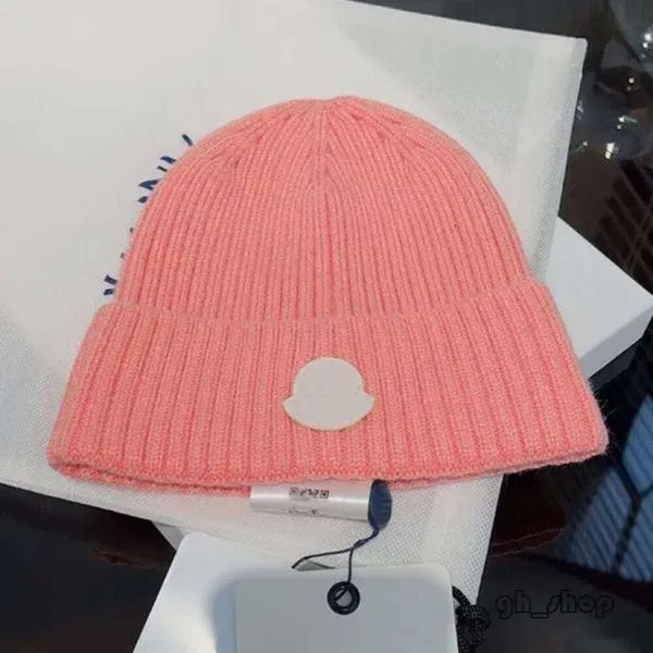 Monclear 2023 Chapeaux de créateurs Hommes Bonnet Femmes Bonnet Automne / Hiver Thermique Tricot Chapeau Ski Marque Bonnet Haute Qualité Plaid Crâne Chapeau De Luxe 107