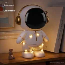 Argent boîte astronaute d'enfants cadeau créatif bricolage léger string night léger carton jouet piggy banc argent coffre argent box de sauvegarde cadeau 240415