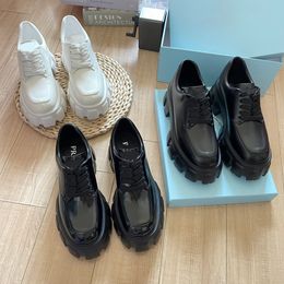 Monolith Sandalen Designer Classics Balck Leather Women Dress Shoes Dik Bottom Gear Triangle P Casual Platform Loafers 35-41