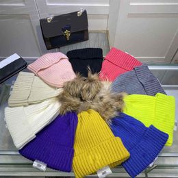Sombrero de punto de lana de diseñador de lujo francés Montclair estilo de pareja Unisex moda de invierno cálido una variedad de colores disponibles 274R