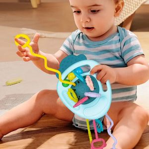 Montessori Toys Toys Silicone Pull String Baby Activity Motor Skills Development Educational Toy pour bébés 1 2 3 ans 240407