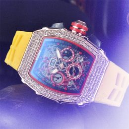 Montre De Luxe Mode Montre Pour Homme Quartz Mouvement Importé 43mm Horloge Étanche Designer Lumious Tous Les Cadrans Diamants De Travail Montres-bracelets De Qualité Supérieure