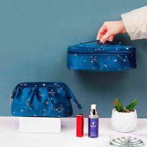 Moon Flannel Cosmetic Bag Portable Grande Capacité Velvet Storage Washing Bag 220625