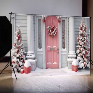 Luna. QG Fotografía Fuerte Pink Christmas Puerta de Navidad Porche Nieve Corona de nieve Fondo