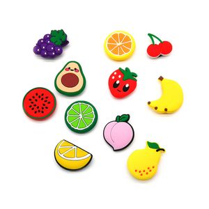 moq 100pcs fruits avocat croc Charmes Pvc Souple Légumes Chaussure Charme Accessoires Décorations personnalisées JIBZ pour sabot chaussures cadeau pour enfants