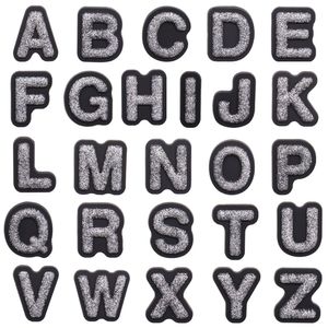 MOQ 20 pièces PVC poudre Flash lettre 26 breloques Alphabet pour sabots sandales accessoires de chaussures boucle décoration pour adultes enfants fête cadeaux de noël