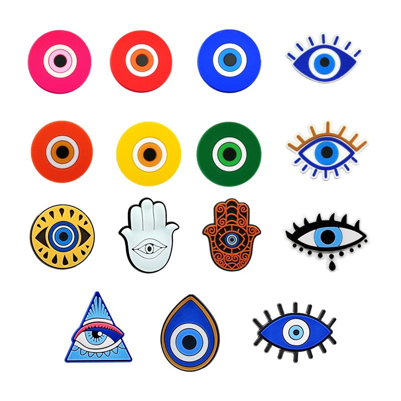 MOQ 50PCS NIEUW Design Evil Eyes Series Patroonschoen Charms 2D Soft PVC Clog Shoe Parts Accessoires Creatieve gespen Decoraties Fit Men Women