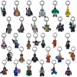 MOQ500PCS Super Hero Porte-clés en métal Dessin animé mignon Porte-clés souple PVC Anime Figure Porte-clés Porte-clés de voiture Accessoires Ornements 4975393