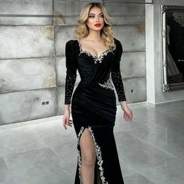 Moroccan Caftan Evening Dresses Appliques Lace Long Sleeve Royal Blue Mermaid Velvet Arabic Prom Gowns Party Dress