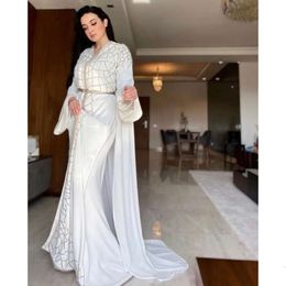 Marokkaanse avondjurken met kralenkristallen lange cape wrap takchita bruids kaftan mariage receptie jurken Arabische dubai moslim vrouwen prom jurk