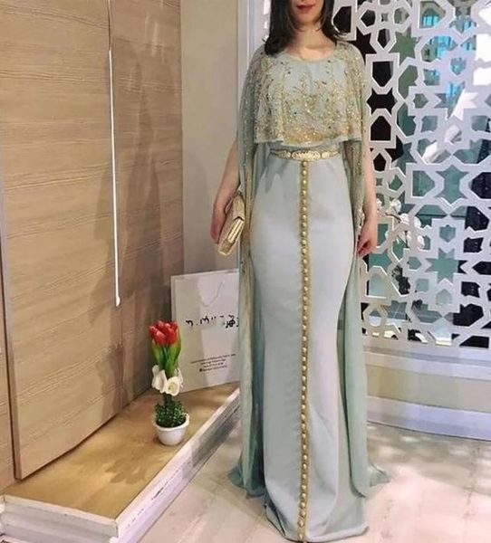Robes de soirée marocaines Kaftan avec sirène Cape Sirène Robes d'événements Gold Appliques Gold Crystals Usure de bal perlée pour arabe Dubai6815447