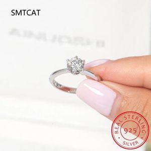 Mosanite Diamond Anneaux pour femmes 05 Engagement Round Cut Solitaire Ring Real 925 Silver Silver Bijoux en gros 240417