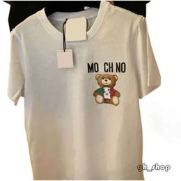 Moschino T-shirts pour hommes Designer Summer Marques de luxe italiennes Hommes et femmes Col rond Manches courtes Mode Imprimé Loose Fit Coton Outdoor Leisure Top 1540