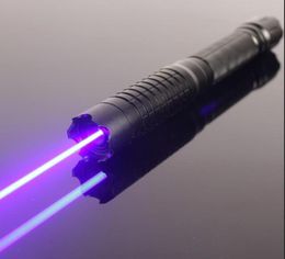 Meest krachtige licht astronomische blauwe laserzaklamp 445nm 450nm 500000m Focusseerbare laserzichtaanwijzers Zaklamp Blauwe laserpen met 56330509