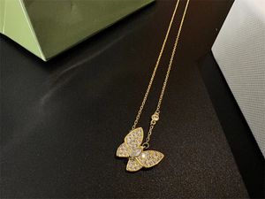 Parelmoermoissanite designer ketting voor vrouw twee vlinder luxe bloemkettingen diamanten hanger ketting vergulde zilveren bedel zl133 F4