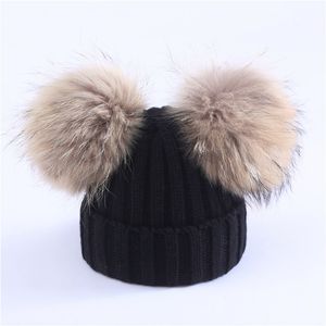 Mère enfants chaud hiver casquettes vraie fourrure Pom Pom Beanie laine tricoté chapeau pour bébé garçons filles pompon raton laveur boules Beanie Cap Bonnet