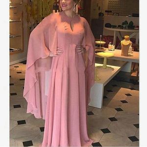 Mère de la mariée pour 2022 avec Cape fluide Simple rose Pastel saoudien robes De bal formelles Robe De soirée 328 328