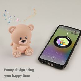 Schattige meid luidspreker mobiele telefoon stand luidspreker mini draagbare cartoon dierenluidspreker cadeau