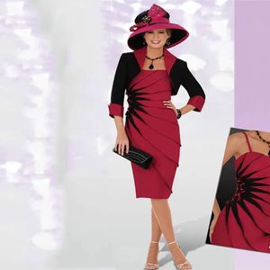 Vestidos de madre Rojo oscuro Negro Madre de la novia Tallas grandes Apliques Cremallera personalizada Con cordones Nuevo Formal Dos piezas Rectas con chaqueta Hasta la rodilla Satén Plisado