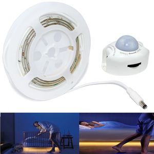 Lumière de lit activée par le mouvement 1.2M capteur de bande de LED flexible nuit sous les lumières du couloir de l'armoire