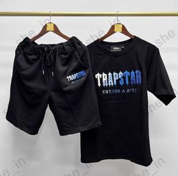 Diseño de movimiento Chándales cortos Pantalones cortos casuales Camisetas Chándal Trapstar Toalla para mujer Bordado Chándales Conjuntos con estilo para hombres Hip 23ess