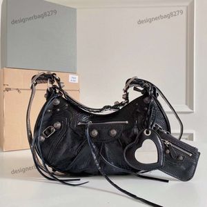 Bolsos para el hombro de diseñador de motocicletas Bolso de cuero genuino LE CAGOLE Mujeres de moda de lujo Media luna Bag Diamond Black Alta calidad 231117