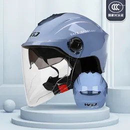 Casques de moto Casque certifié 3C Casquette de protection de voiture électrique d'été à double lentille respirante à l'épreuve du soleil pour hommes et femmes.