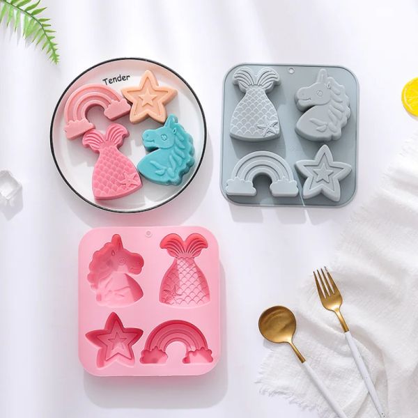 Moules Cartoon Porous Unicorn Silicone Chocolate Moule Sirène Candue Cable glace Câte Moule Diy Star Rainbow Soon Candle Faire des cadeaux