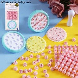 Molds Siliconen Wereldnummer Letters Cookie Stamp Schimmel Fondant Cutter Cookie Diy Tool Cake Decorating Tools Pastry Baking Mold Set